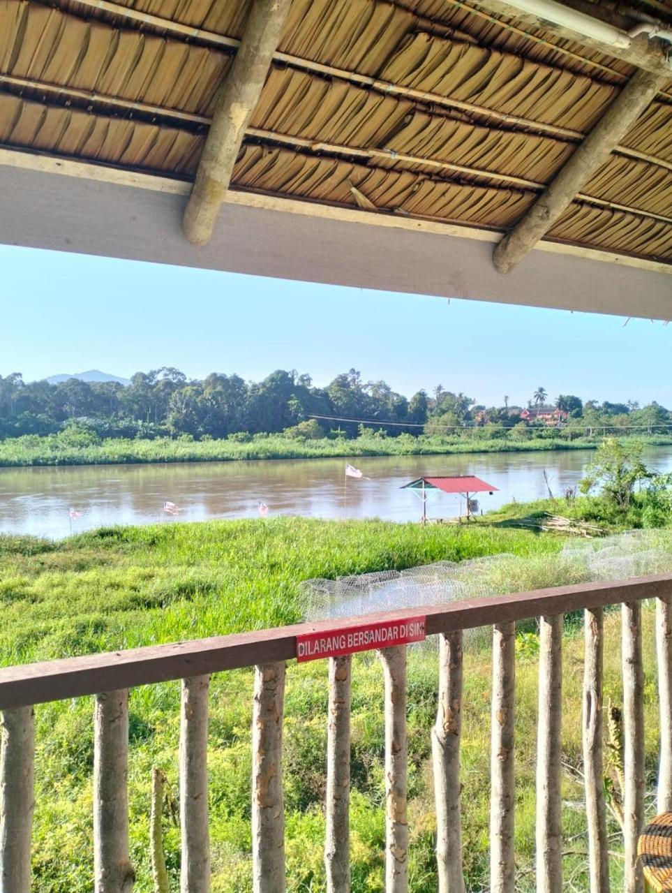 Resort D Rumah Bonda River View Kuala Kangsar Extérieur photo